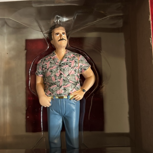 Stranger Things Chief Hopper
Hallmark Ornament - Picture 2 of 5